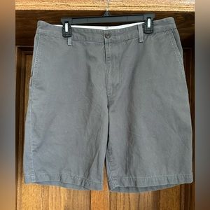 Dockers Men’s Size 34 Gray Flat Front Golf Chino Shorts Pacific Collection